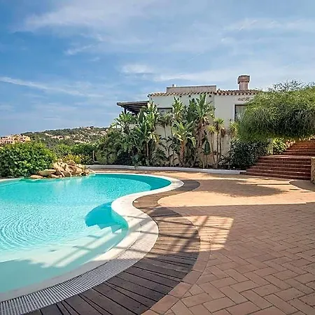 Beautiful Il Giardino Degli Oleandri One Bedroom Sleeps Two Num0850 Hotel