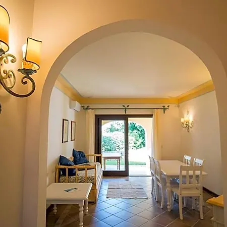 Beautiful Il Giardino Degli Oleandri One Bedroom Sleeps Two Num0850 4* Porto Cervo